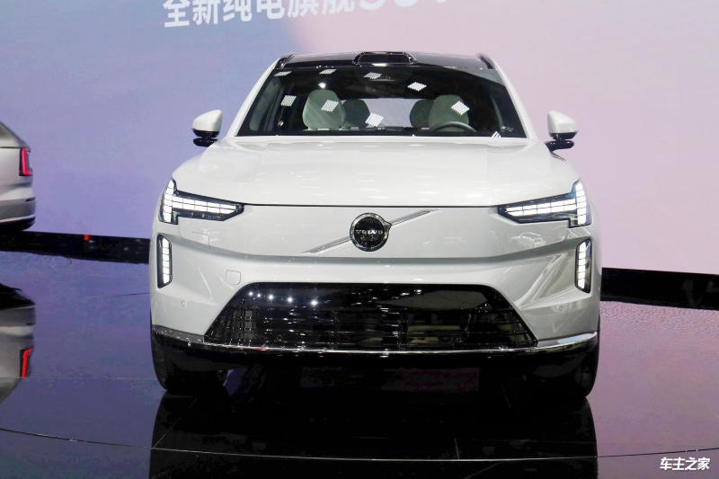 五十铃皮卡2023款