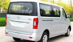 長(zhǎng)安睿行M70圖片