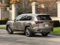 雷克薩斯LX墨版圖片