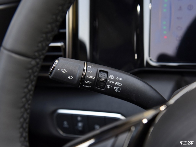 哈弗枭龙 2023款 1.5L 110KM领航版