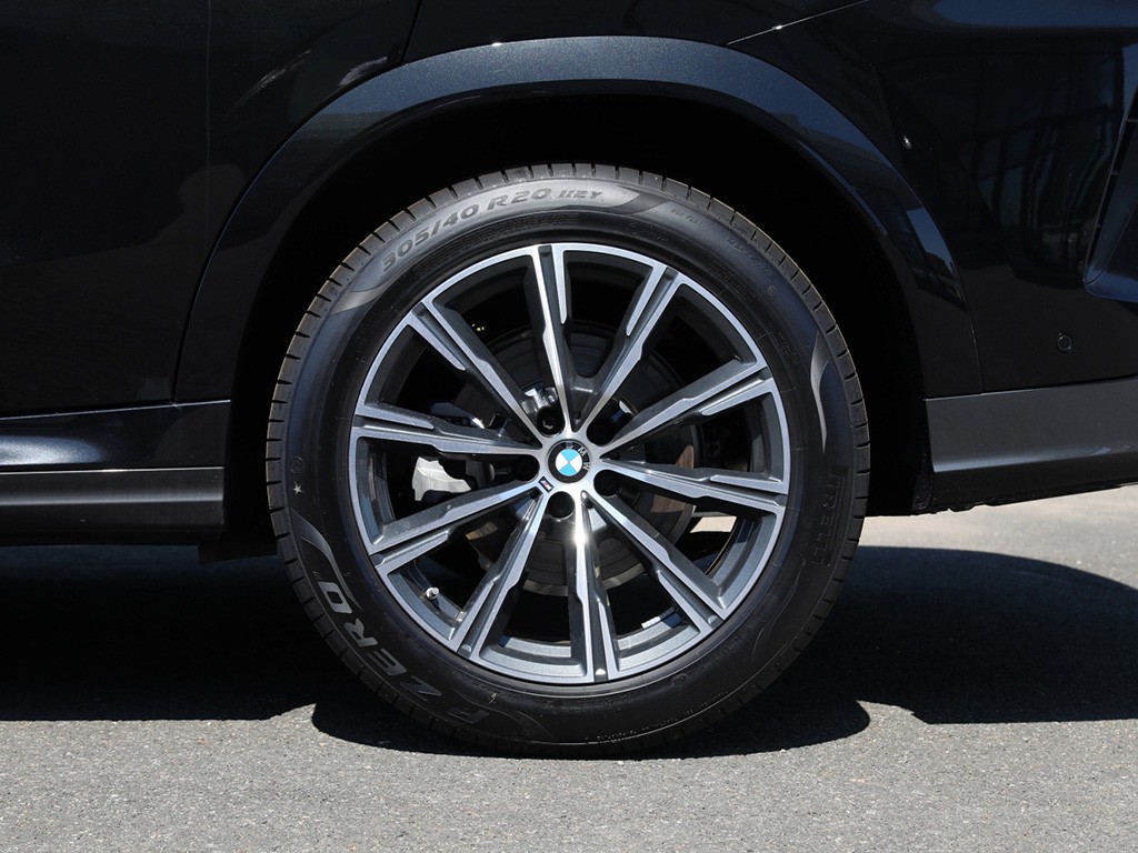 宝马X6 2023款 xDrive30i M运动套装