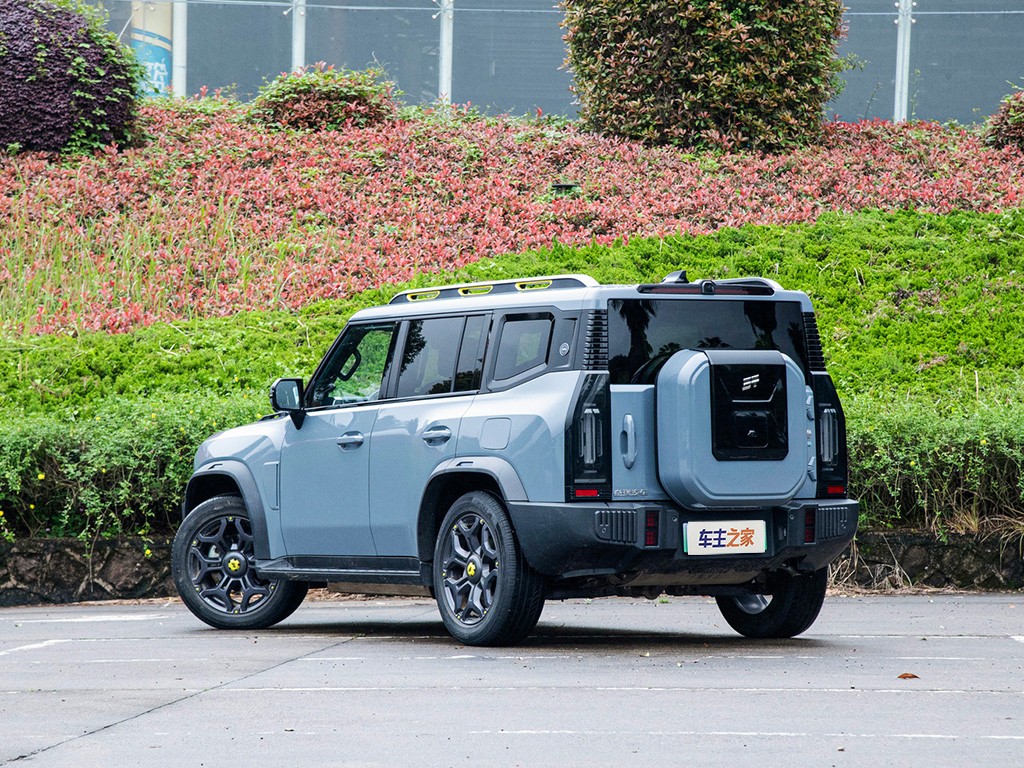 捷途山海T2 2024款 C-DM 208KM 山野版