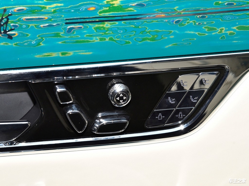 红旗国礼 2023款 4.0T V8