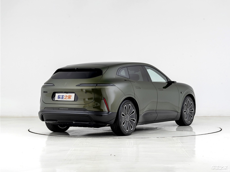 阿维塔07 全部在售 2026款 2024款成都阿维塔07售价21.99万起 暂无优惠