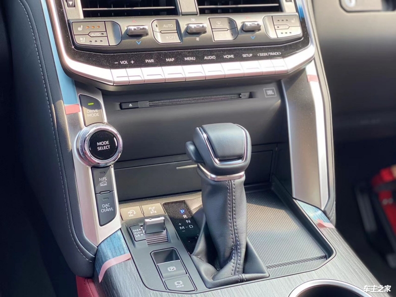 兰德酷路泽中东版  酷路泽4000 2024款 4.0L GX-R 4气 18轮