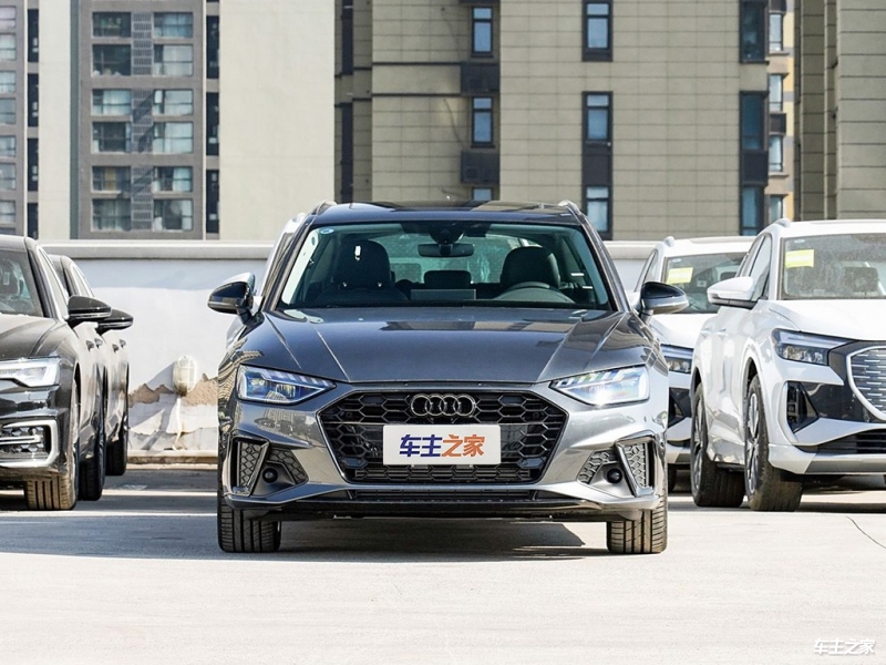 奥迪A4(进口) 2024款 Avant 40 TFSI 时尚运动型