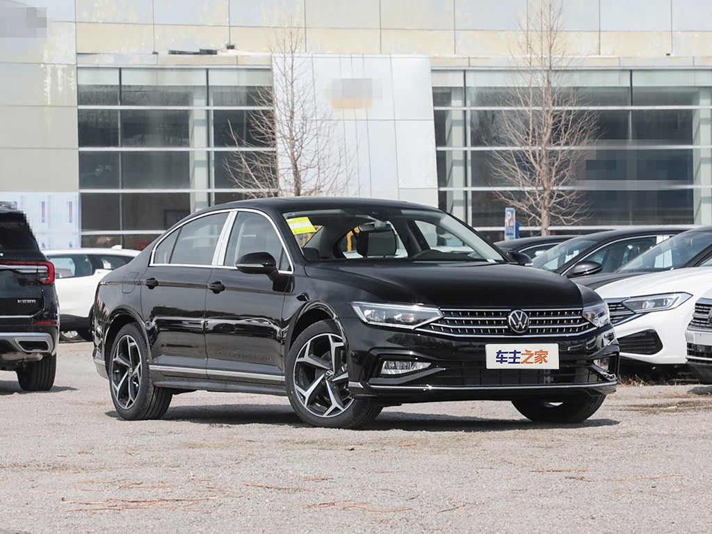 迈腾 2025款 改款 众享款 330TSI DSG豪华型