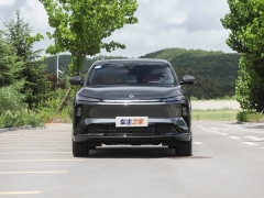 东风风神L8图片