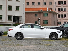 奔馳C級(jí)圖片