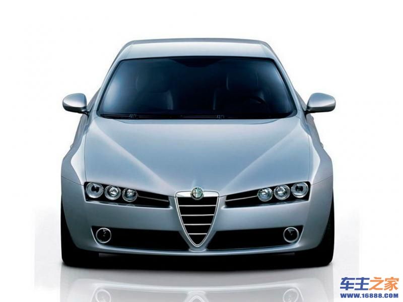 银色 ALFA 159前脸