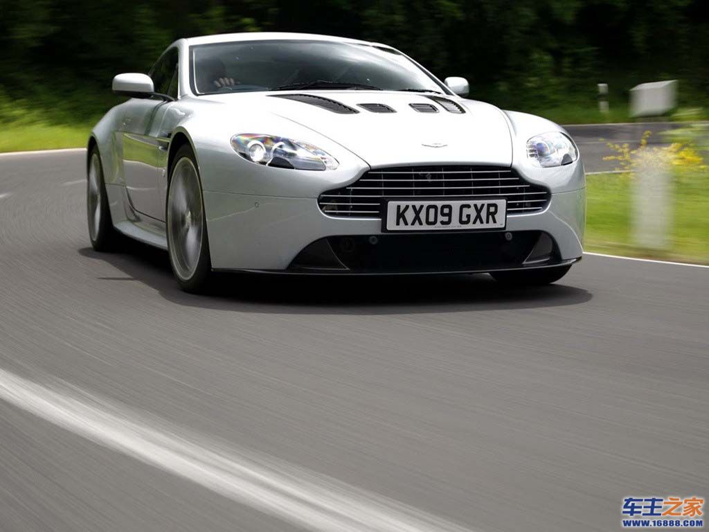 V12 Vantage银色 V12 Vantage