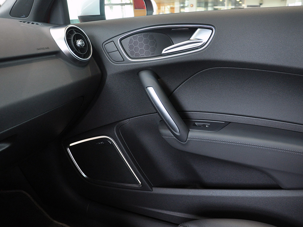 车门内侧局部|奥迪a1内饰图片 – 车主之家