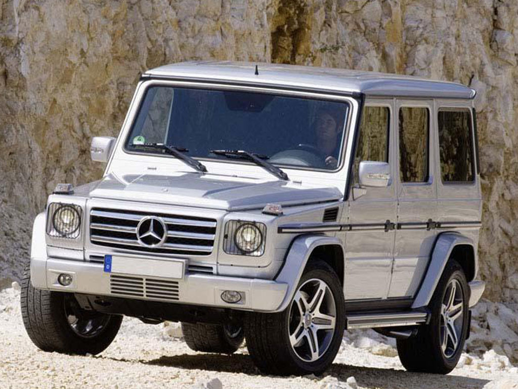 汽车图库 奔驰 进口奔驰 奔驰g级(74/330) 外观 奔驰g级整体外观 参考