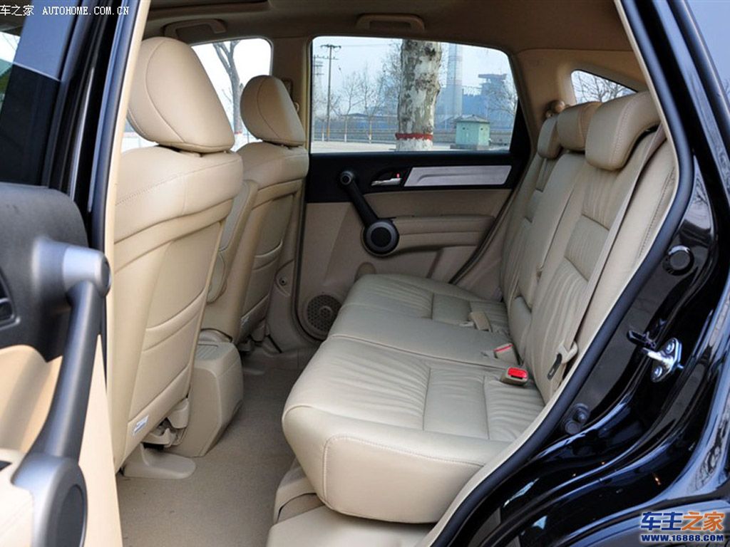 本田cr-v后排空间