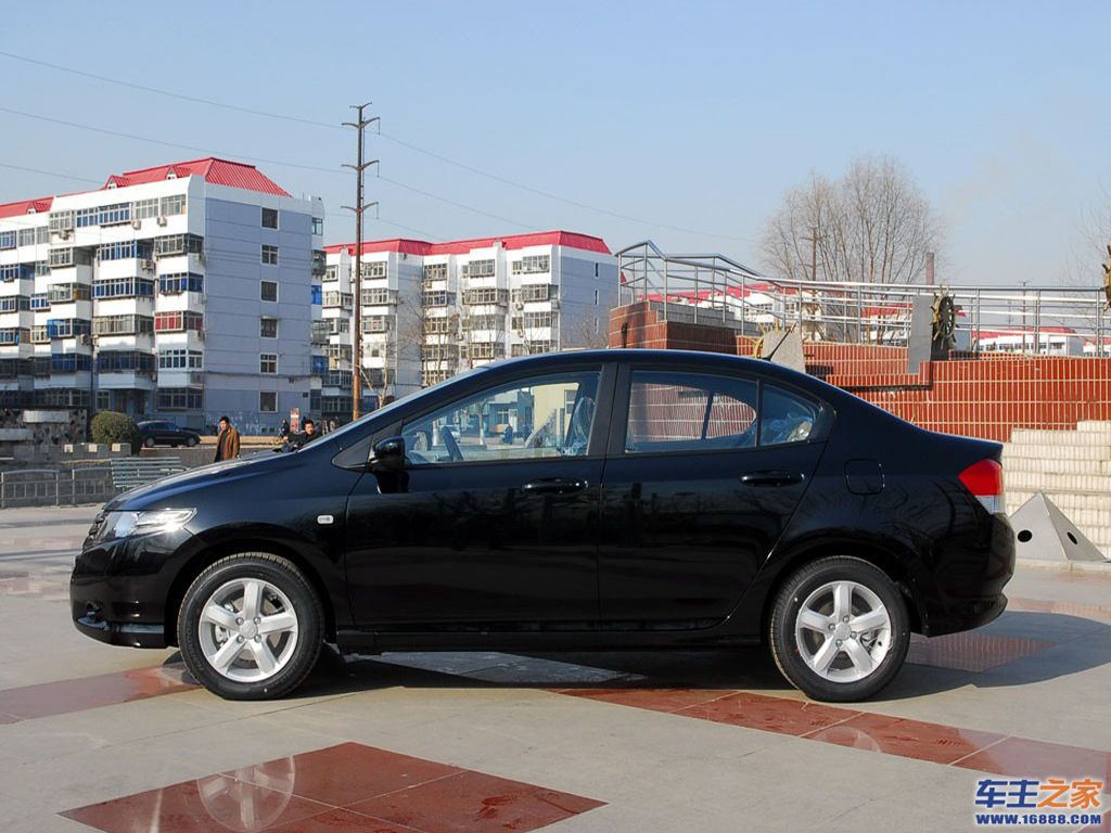 汽车图库 本田 广汽本田 锋范(62/406) 外观 黑色 锋范 参考成交价