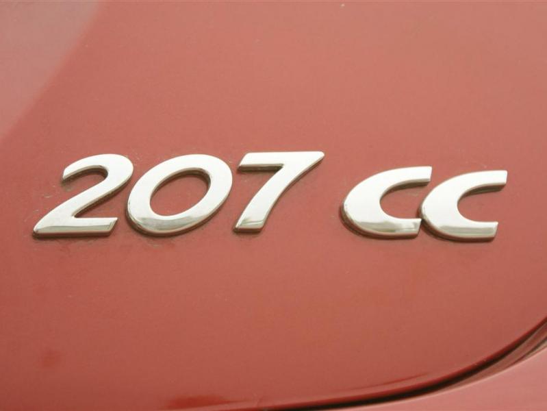 标致207(进口)红色进口标致207车尾标识