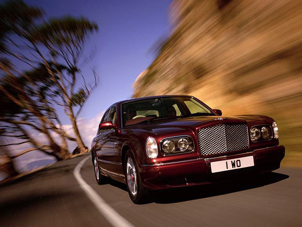 红色雅致车前右侧