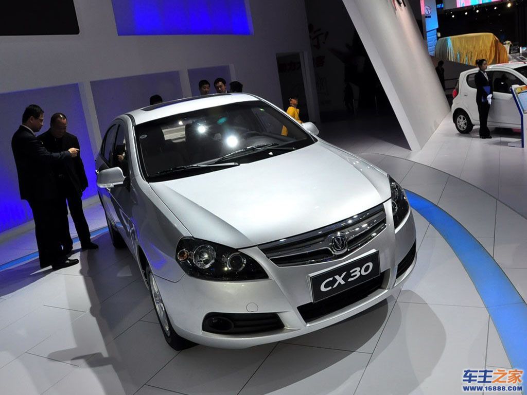 长安CX30 长安CX30