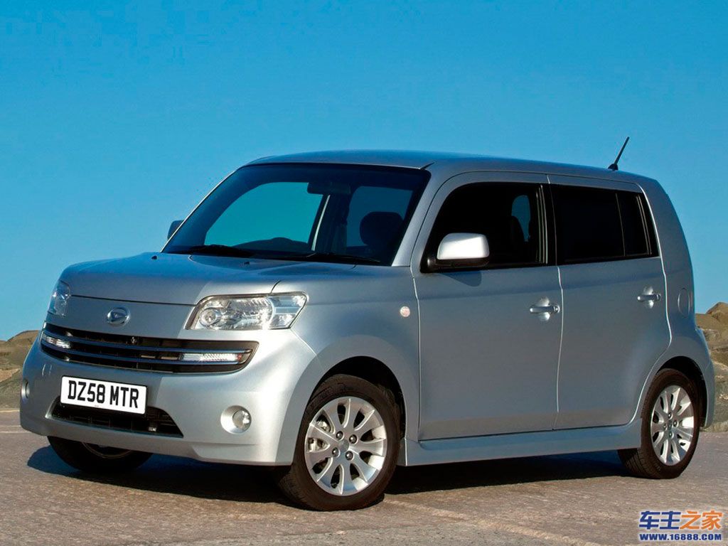 汽车图库 (4/61) 外观 银色 大发materia 参考成交价: 询最低价>>