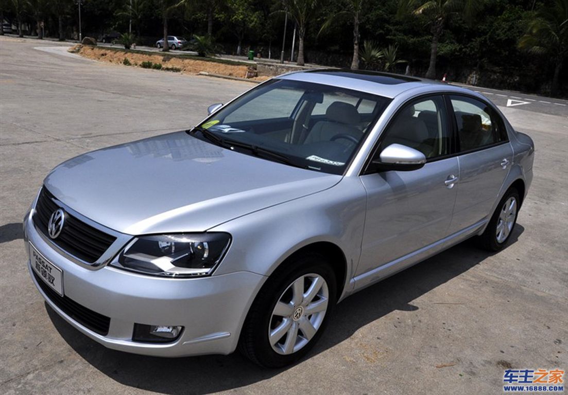 银色 新领驭左后45