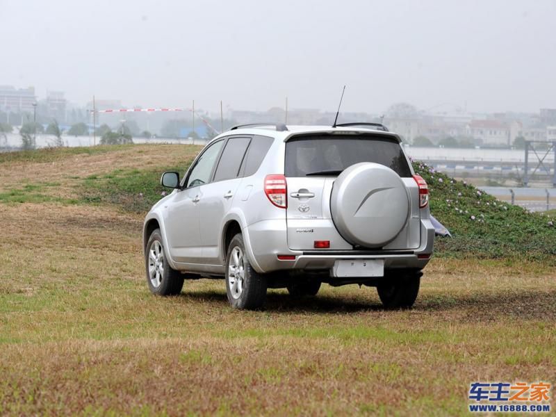 RAV4荣放 丰田RAV4