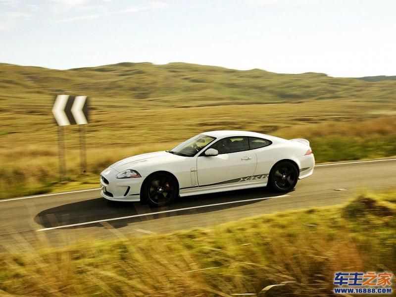  XKR