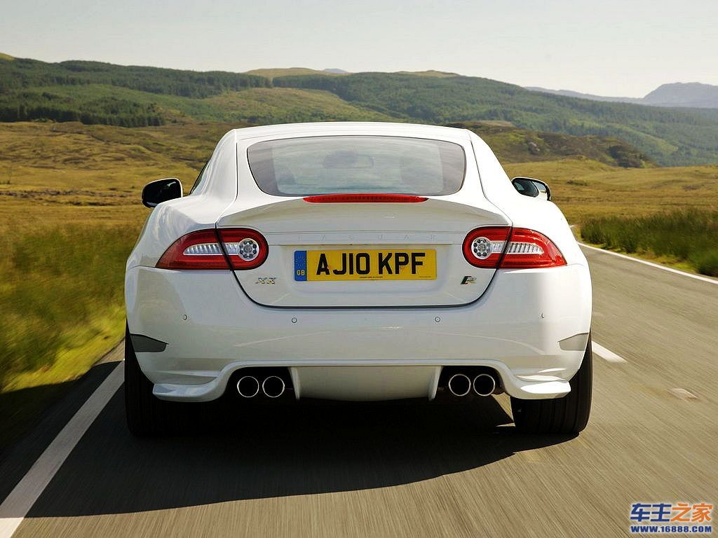  XKR