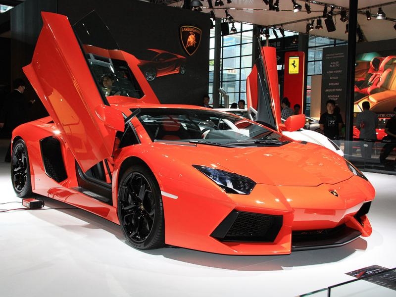 Aventador左前45