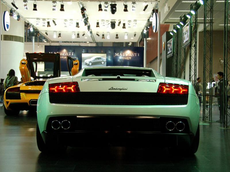 Gallardo白色Gallardo 08款 LP560-4后脸