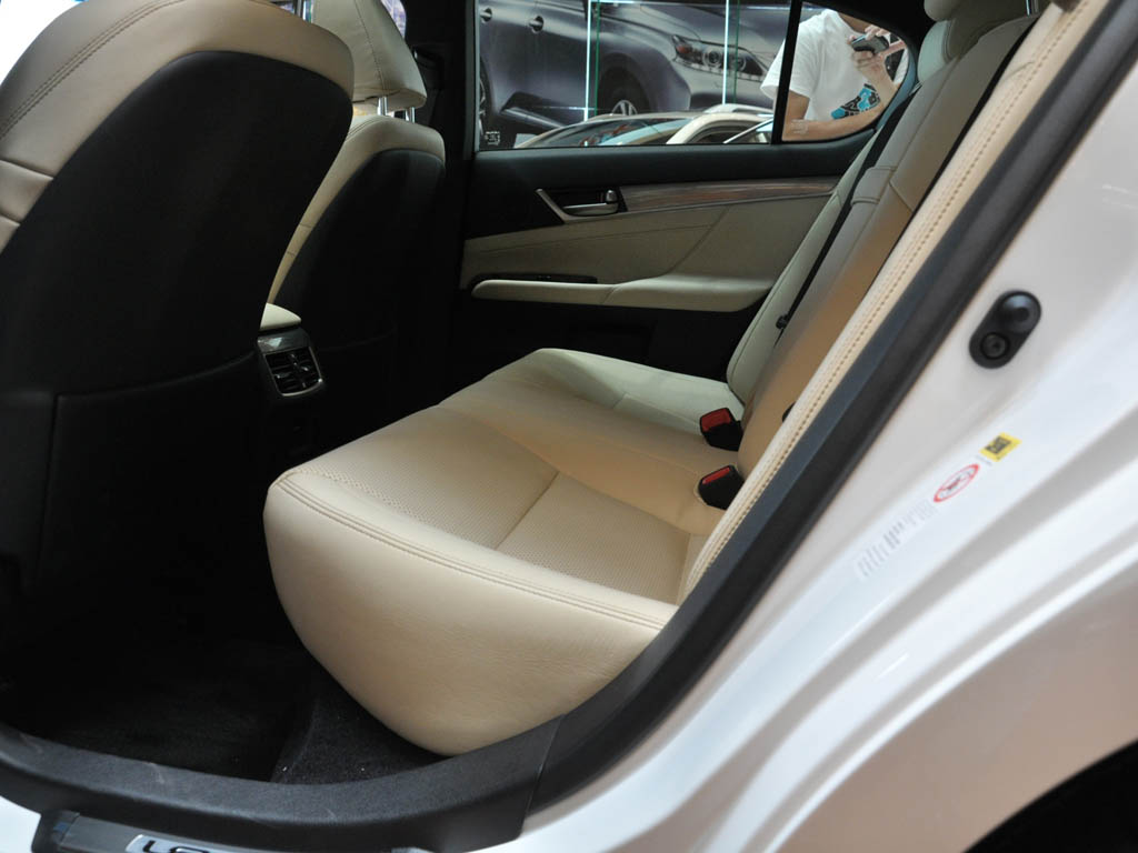 后排空间|雷克萨斯gs内饰图片 – 车主之家