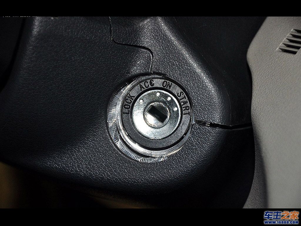 汽车图库 力帆 重庆力帆 力帆x60(110/153) 内饰 力帆x60钥匙孔 参考