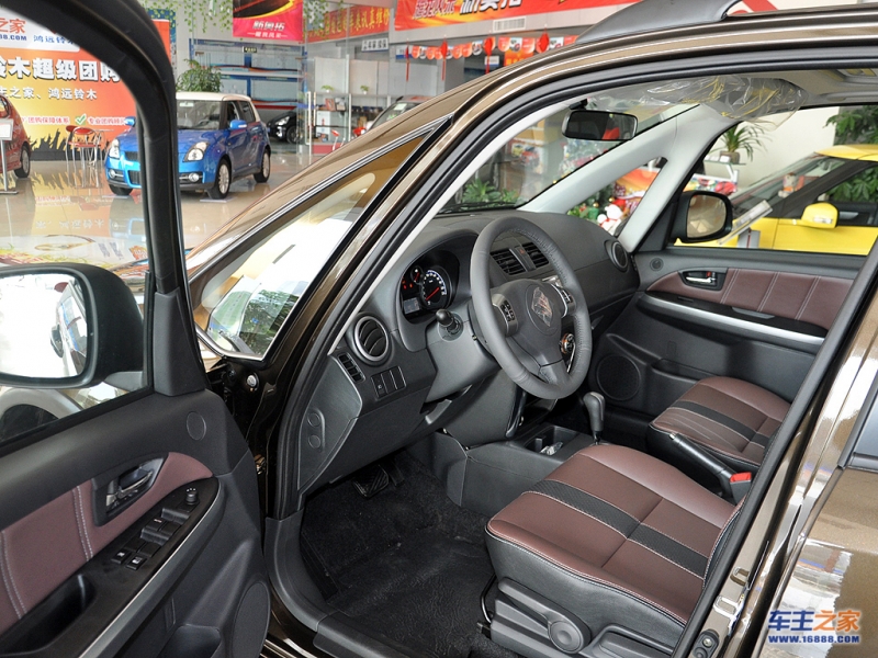 天语sx4内饰图片