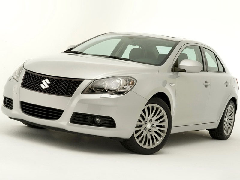 汽车图库 铃木 进口铃木 凯泽西(90/233) 外观 白色铃木kizashi侧面