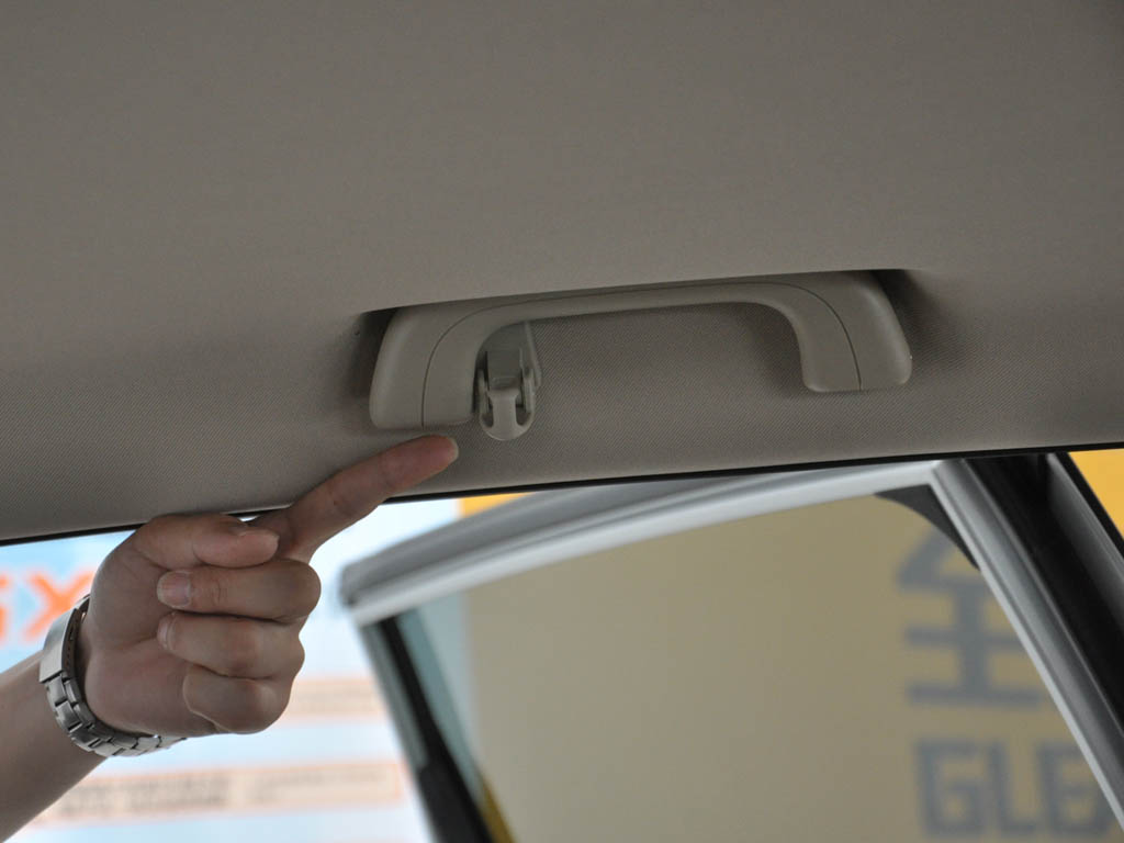 吉利gx7车顶扶手