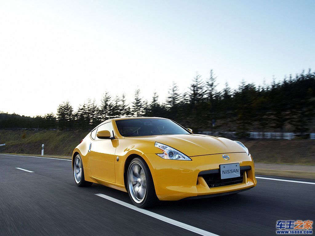 日产370Z黄色 日产370Z