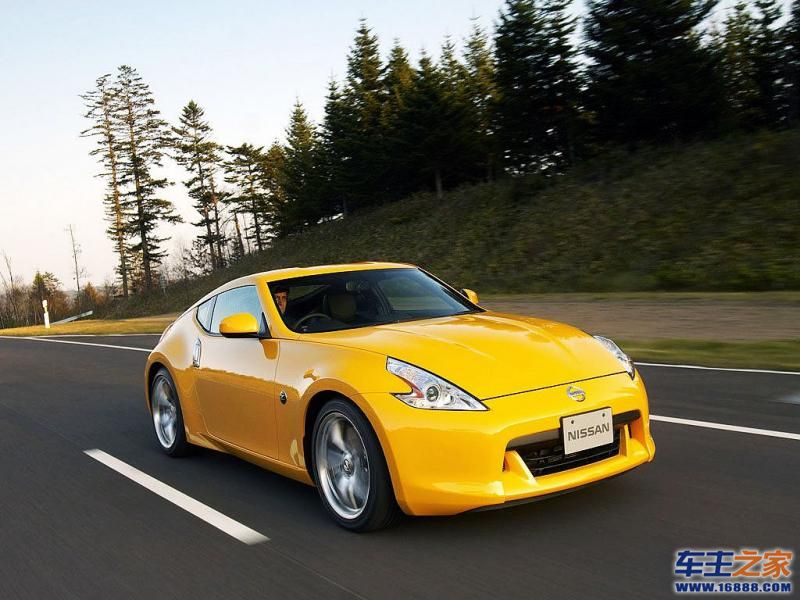 日产370Z黄色 日产370Z