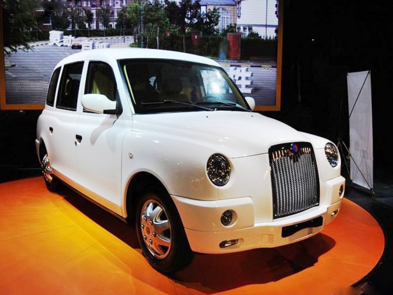 英伦TX4右前45