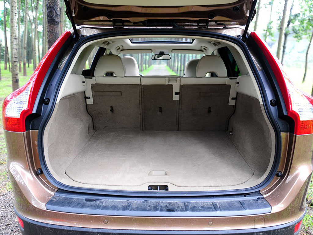 沃尔沃xc60(进口)沃尔沃xc60后备箱