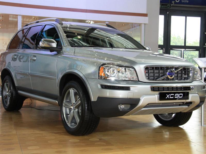 沃尔沃XC90左前45