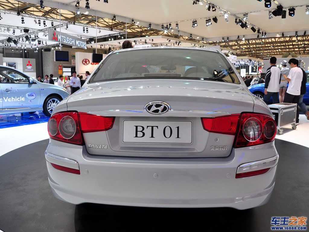 汽车图库 现代 北京现代 名驭(44/246) 外观 moinca名驭 参考成交价