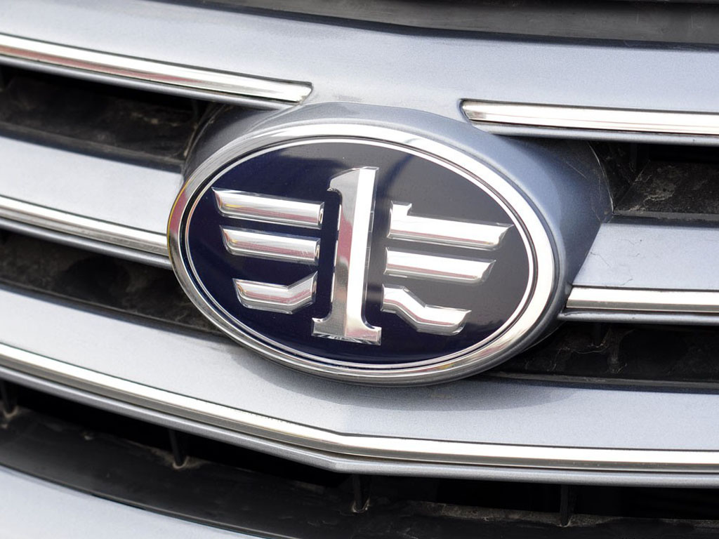 汽车图库 一汽 天津一汽 夏利n5(293/293) 其他 夏利n5车标 参考成交