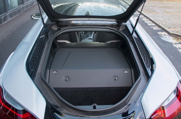 宝马i8实拍体验最佳上镜先生